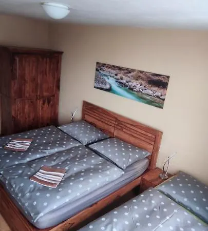 Апартаменты Smrek Penthouse Штрбске-Плесо