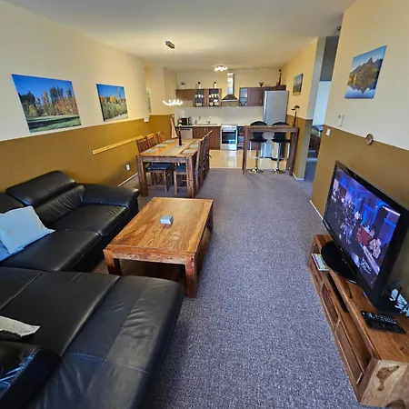 Smrek Penthouse * Штрбске-Плесо